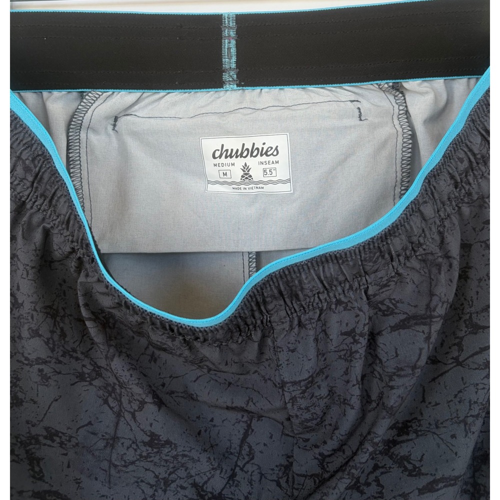 Chubbies Mens Everywear Shorts Medium Grey Marble Print 5.5 Inseam Athletic Gym - Picture 5 of 5
